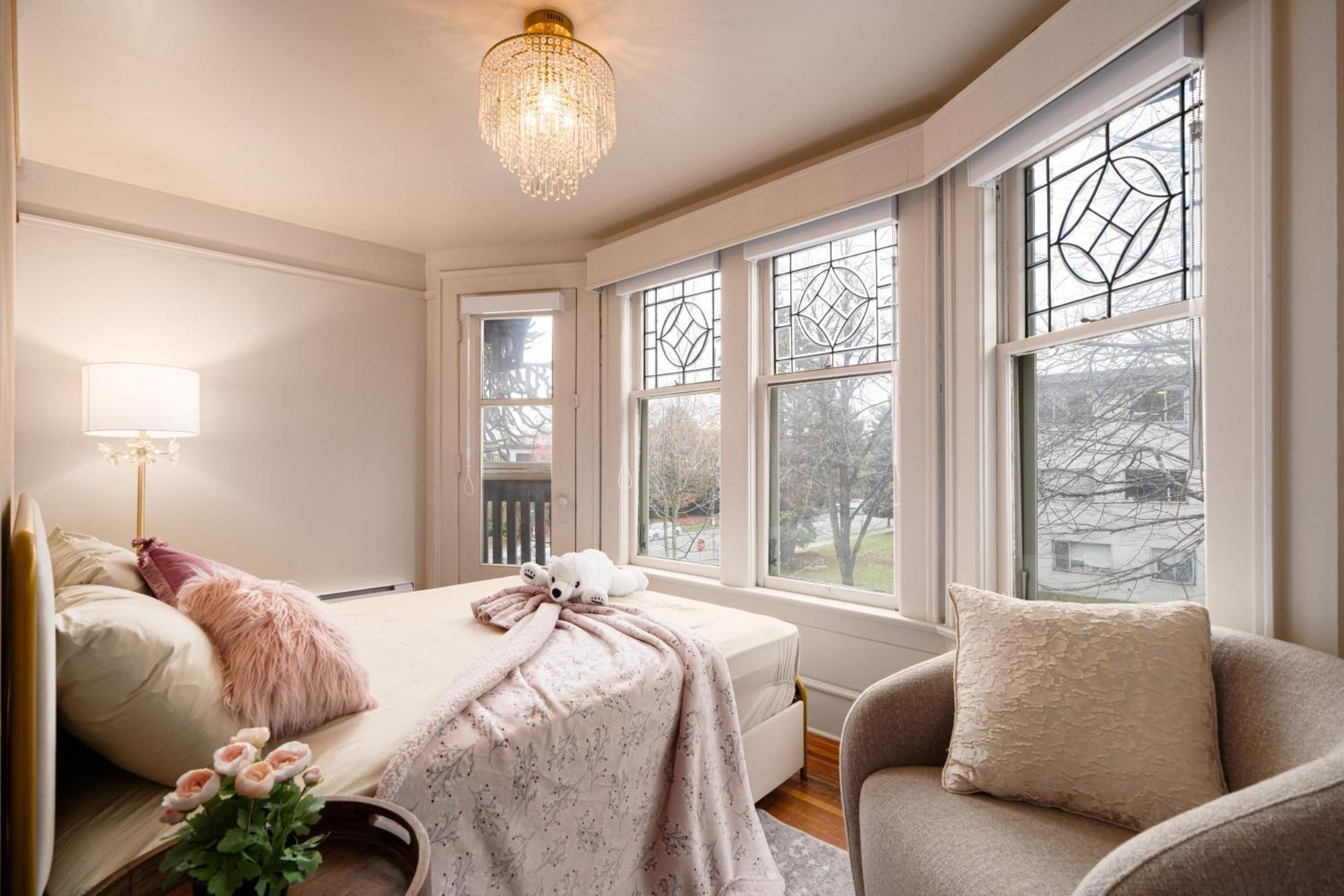The Hunter House Bed And Breakfast Vancouver Exterior photo